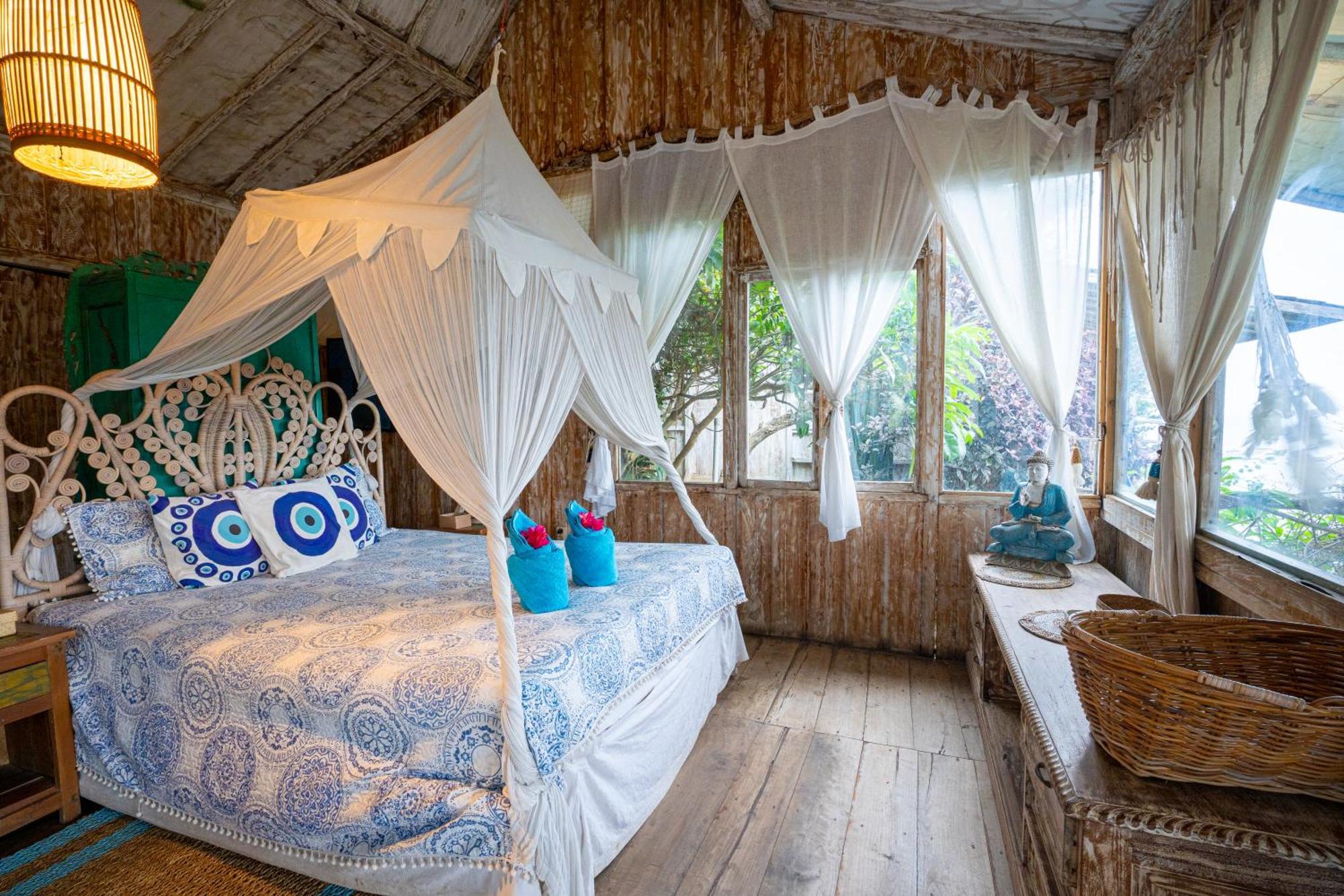 Selini Hills Hotel Labuan Bajo Ngoại thất bức ảnh