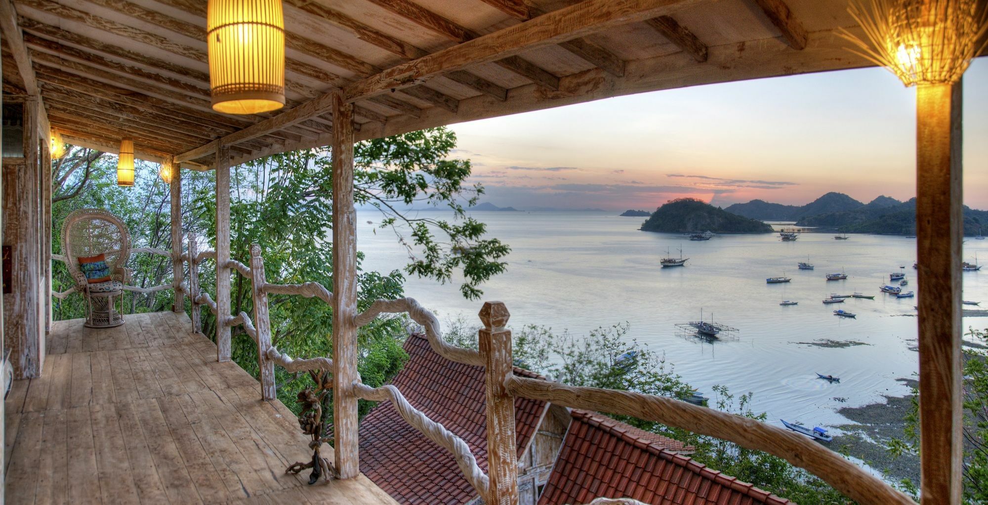 Selini Hills Hotel Labuan Bajo Ngoại thất bức ảnh
