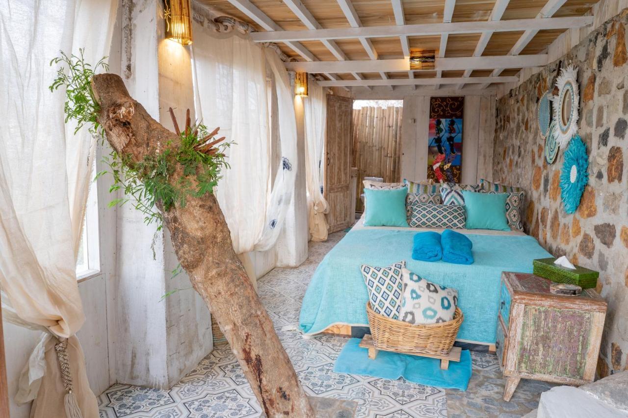 Selini Hills Hotel Labuan Bajo Ngoại thất bức ảnh